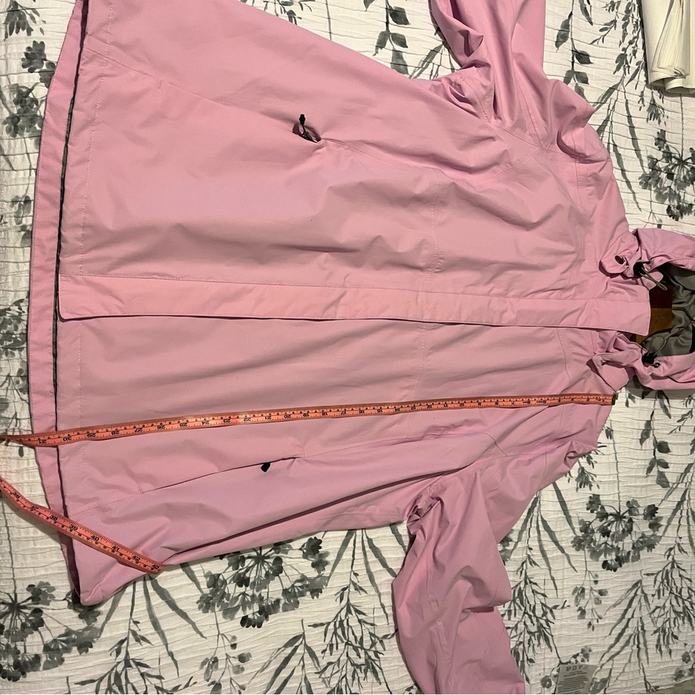 Spring rain jacket with hood - Picture 11 of 12